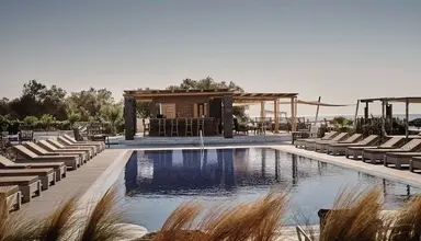 Sea Breeze Beach Resort Curio Collection By Hilton