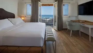 Sea Breeze Beach Resort Curio Collection By Hilton