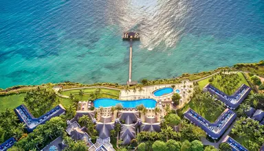 Sea Cliff Resort & Spa