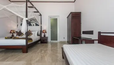 Sea Sense Resort