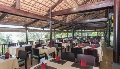 Sea Sense Resort
