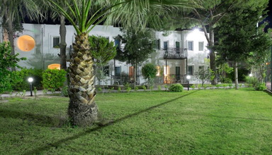 Sea Side Beach Club