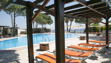 Sea Side Beach Club