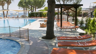 Sea Side Beach Club