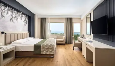 Seaden Sea World Resort & Spa