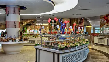 Seaden Sea World Resort & Spa