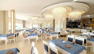 Seaden Sea World Resort & Spa