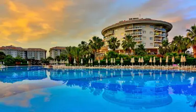 Seaden Sea World Resort & Spa