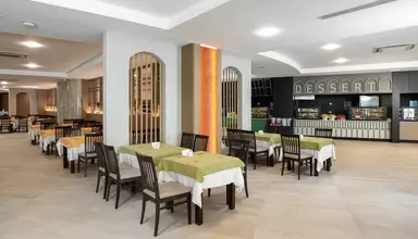 Seaden Sea World Resort & Spa