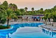Seaden Sea World Resort & Spa