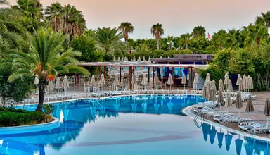 Seaden Sea World Resort & Spa
