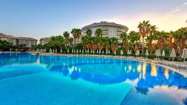 Seaden Sea World Resort & Spa