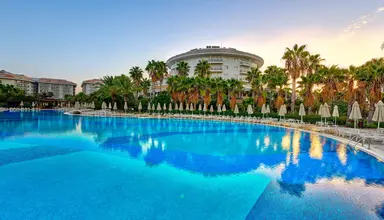 Seaden Sea World Resort & Spa