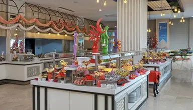 Seaden Sea World Resort & Spa
