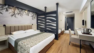 Seaden Sea World Resort & Spa
