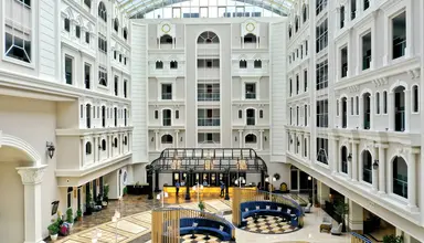 Seaden Sea World Resort & Spa