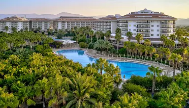 Seaden Sea World Resort & Spa