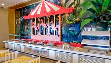 Seaden Sea World Resort & Spa
