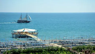 Seaden Sea World Resort & Spa