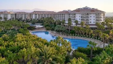 Seaden Sea World Resort & Spa