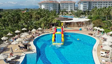 Seaden Sea World Resort & Spa