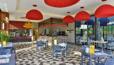 Seaden Valentine Resort & Spa
