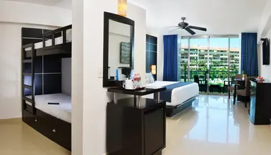 Seadust Cancun Family Resort