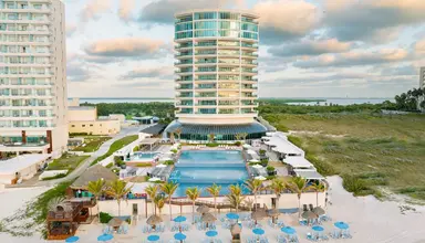 Seadust Cancun Family Resort