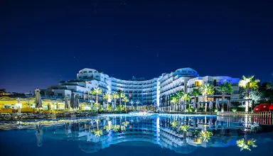 Sealight Resort