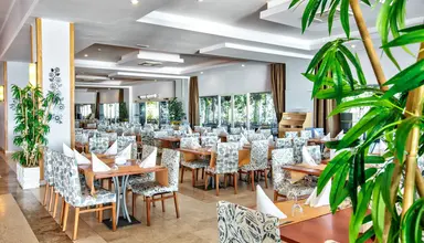 Sealight Resort