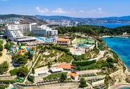 Sealight Resort