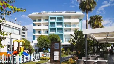 Seashell Resort & Spa