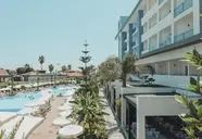 Seashell Resort & Spa