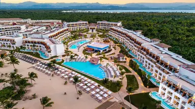 Secrets Playa Esmeralda Resort & Spa