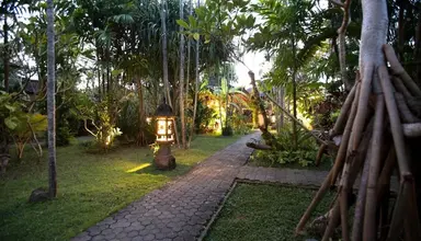 Select Benal Beach