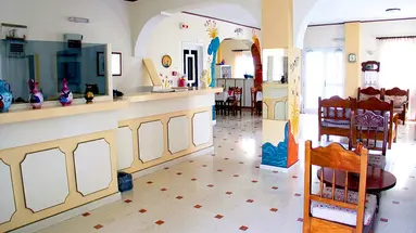 Sellada Apartments