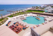 Senseana Sea Side Resort & Spa