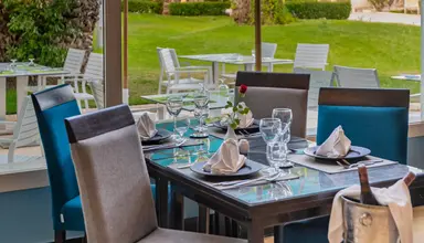 Sentido Bellevue Park