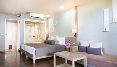 Sentido Khao Lak