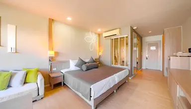Sentido Khao Lak