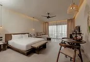 Sentido Naga Bay