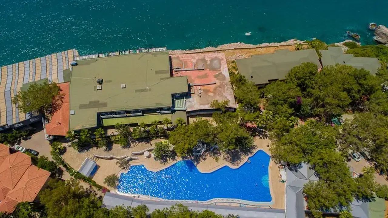 Senza Garden Holiday Club