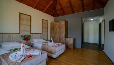 Senza Garden Holiday Club