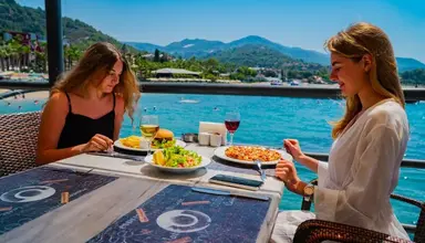 Senza Garden Holiday Club