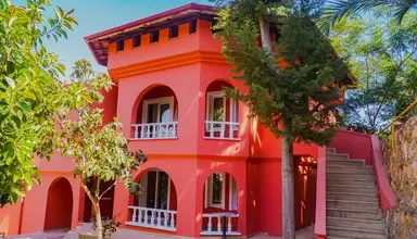 Senza Garden Holiday Club
