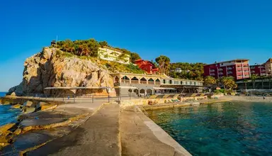 Senza Garden Holiday Club