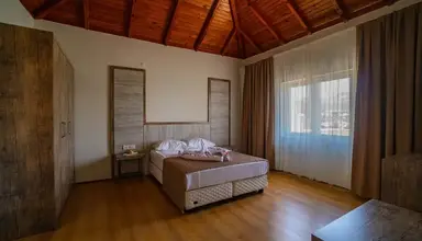 Senza Garden Holiday Club