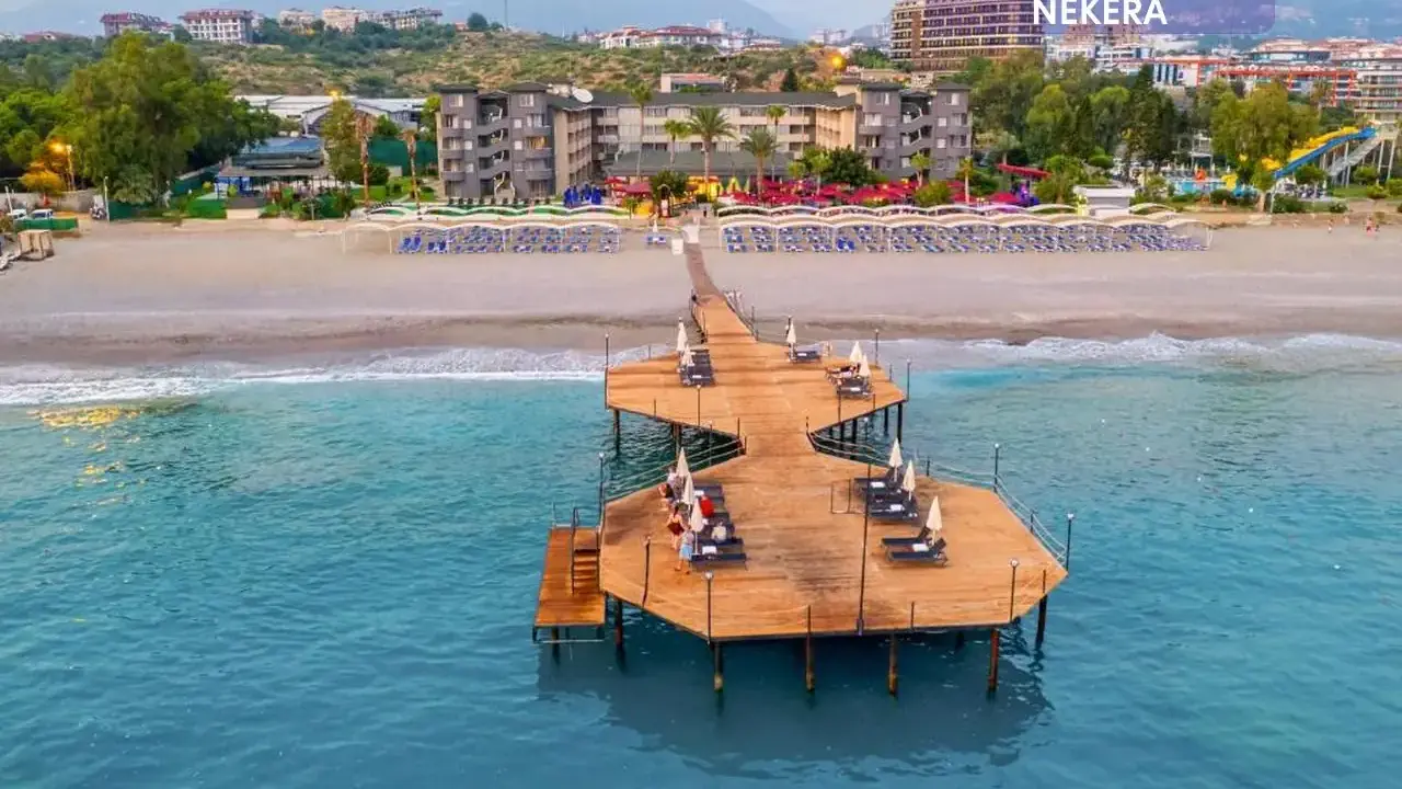 Senza Sunset Beach