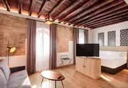 Sercotel Granada Suites