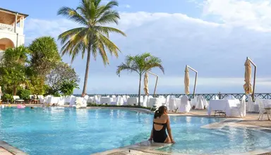 Serena Inn